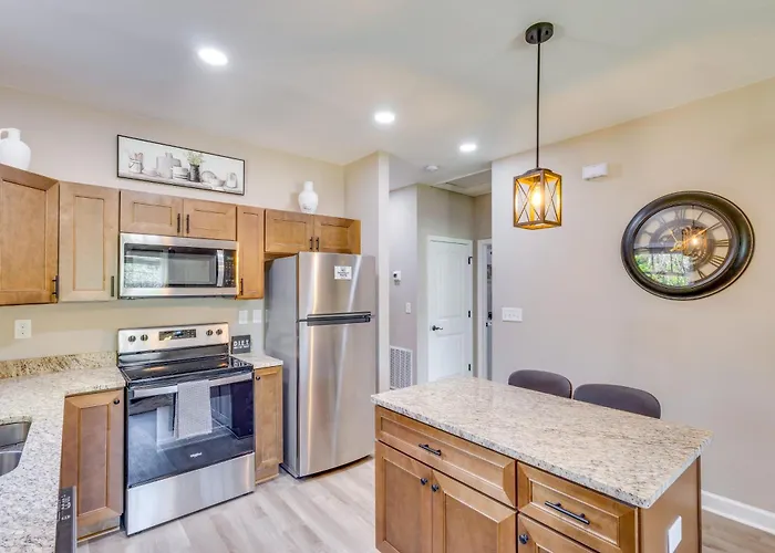 Apartment 1 Mi To Florida State University: Gem